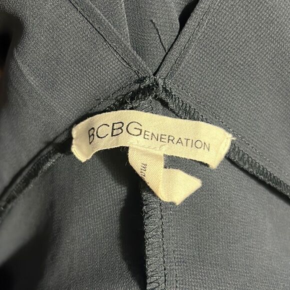 BCBGeneration top tank 2 pc gray sheer bell sleeves tunic Medium - Picture 2 of 7